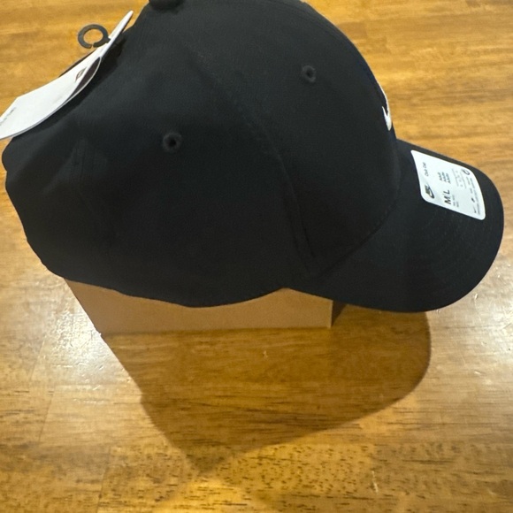 Nike Embroidered Swoosh Club Cap Hat FV5563 010 Black M/L Unisex New With Tags - Picture 6 of 8